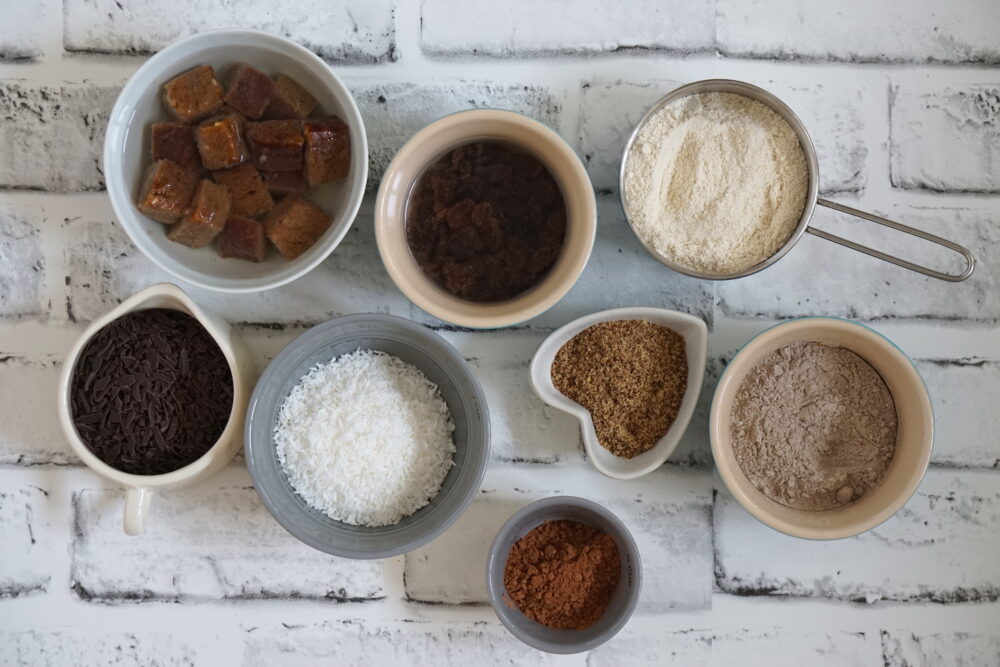 coconut protein balls ingredients