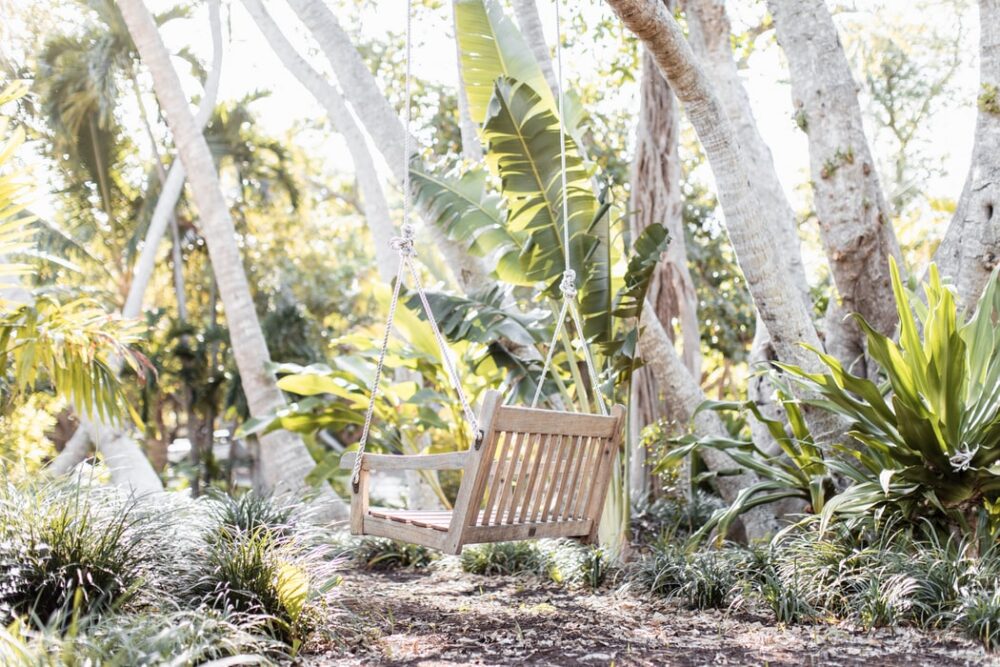 How To Decorate Your Outdoor Space For Spring 2020