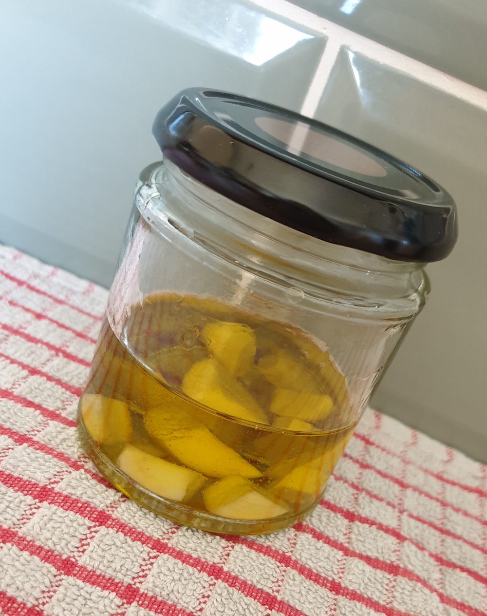 homemade garlic infused oil