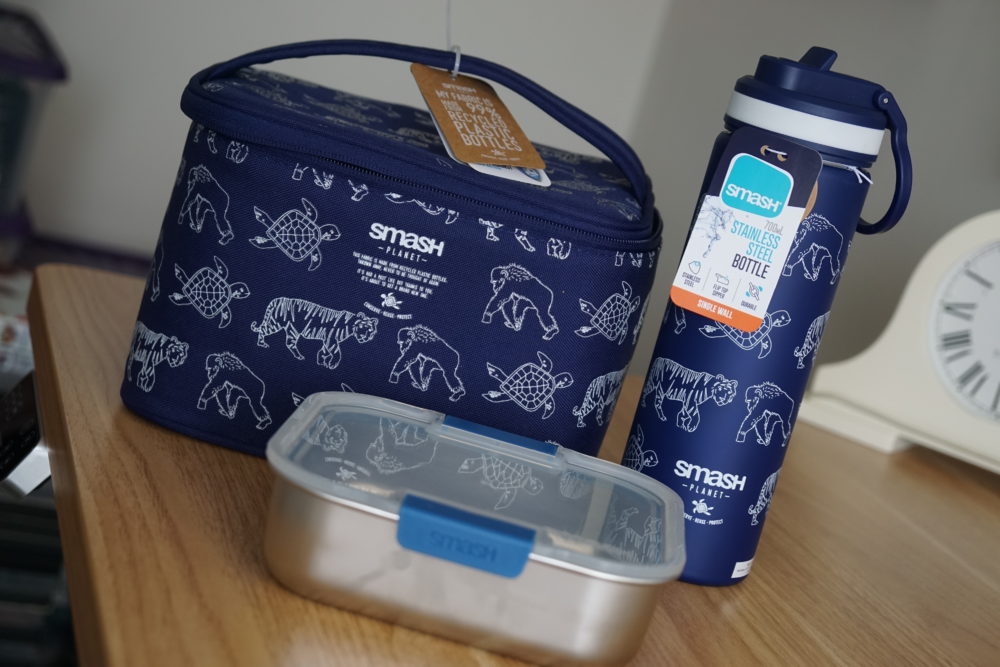 smash blue affordable sustainable lunch box
