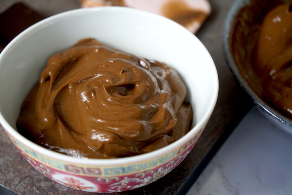 vegan chocolate avocado mousse