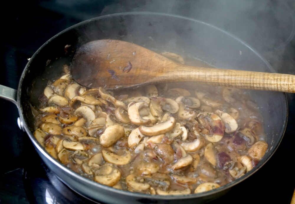 saute mushroom sauce