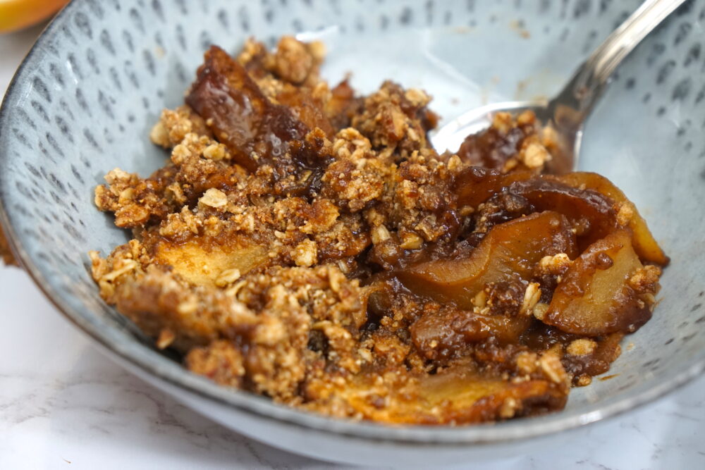 baked apple crumble