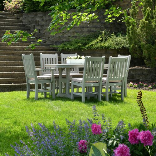The Right Garden Furniture